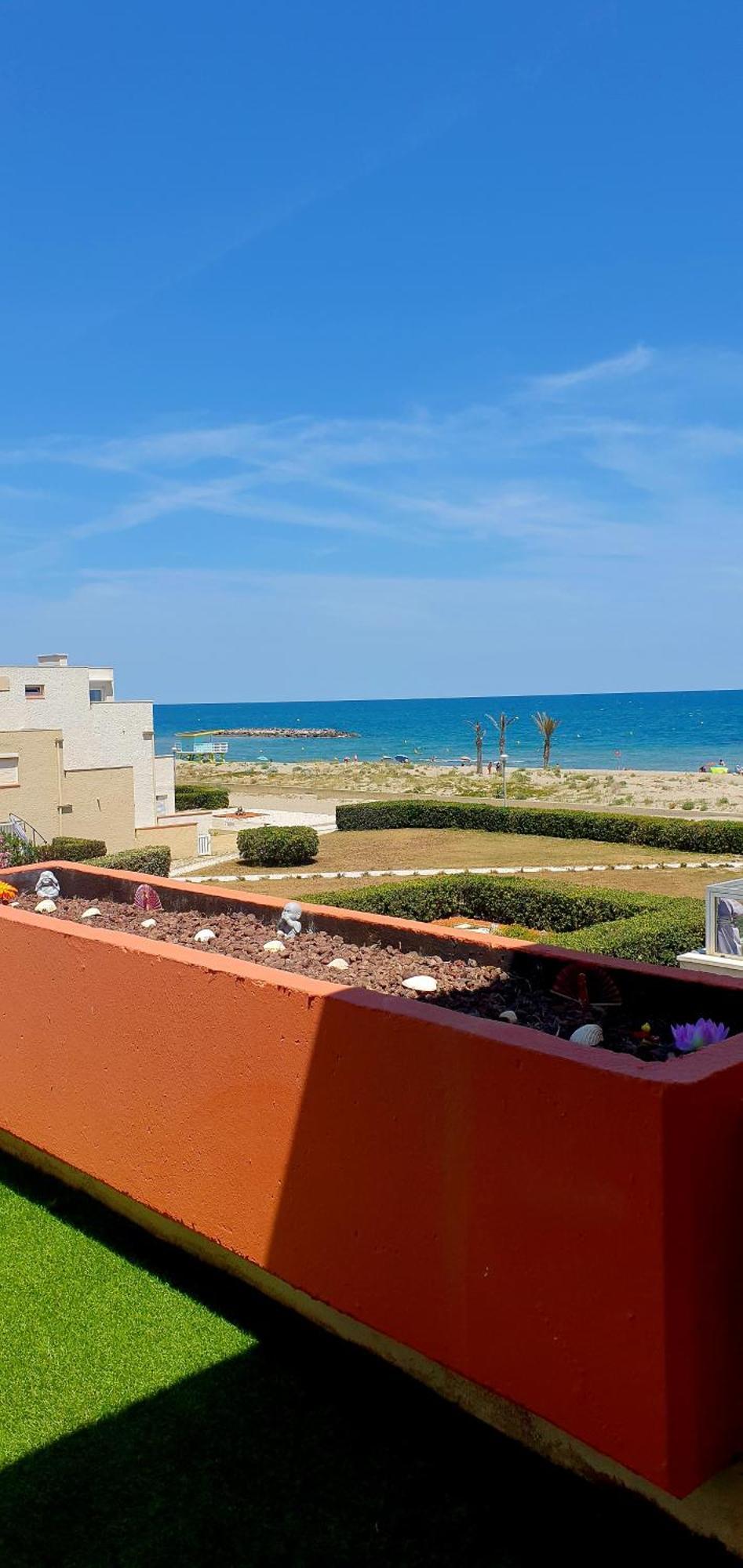 Le Paradis Bleu- Front De Mer - Travaux Recents Le Barcares Exterior photo